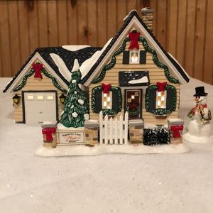 Department 56 Harmony House